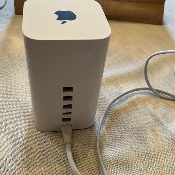 Apple AirPort Extreme Base Station - Picture 6 of 7